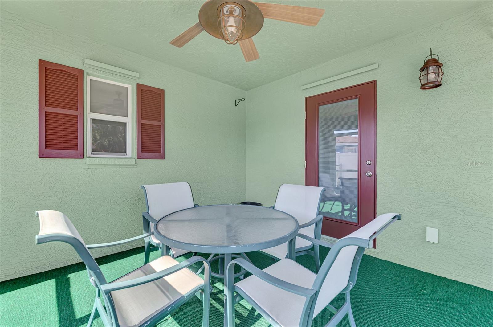 SOUTH VENICE - Residential