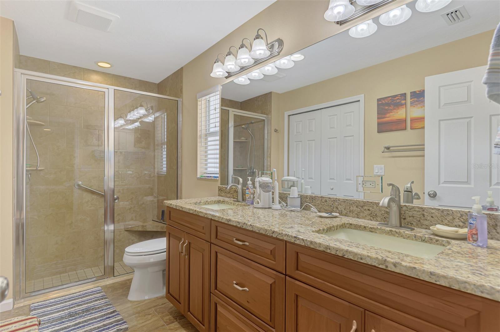 SOUTH VENICE - Residential