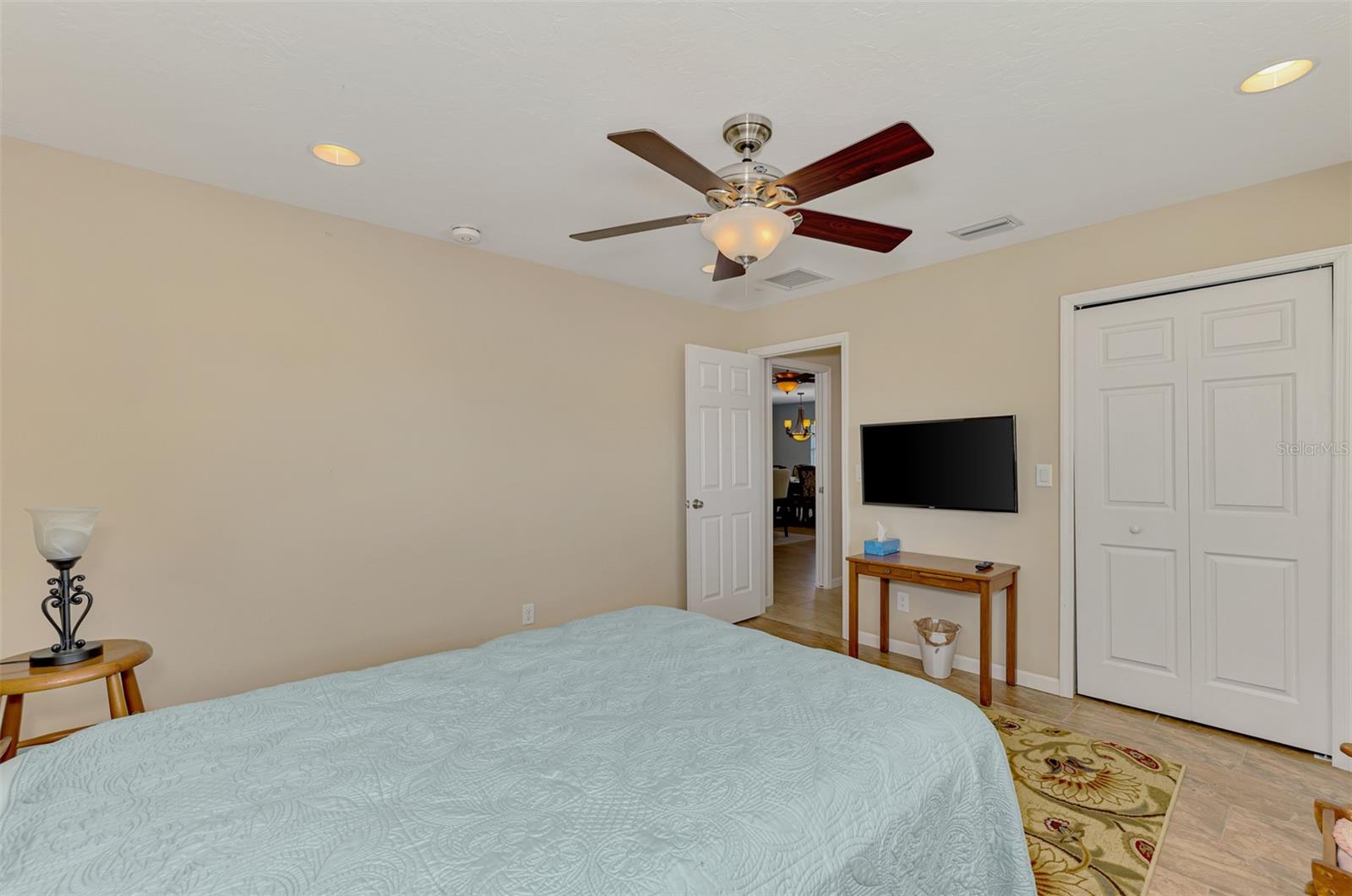 SOUTH VENICE - Residential