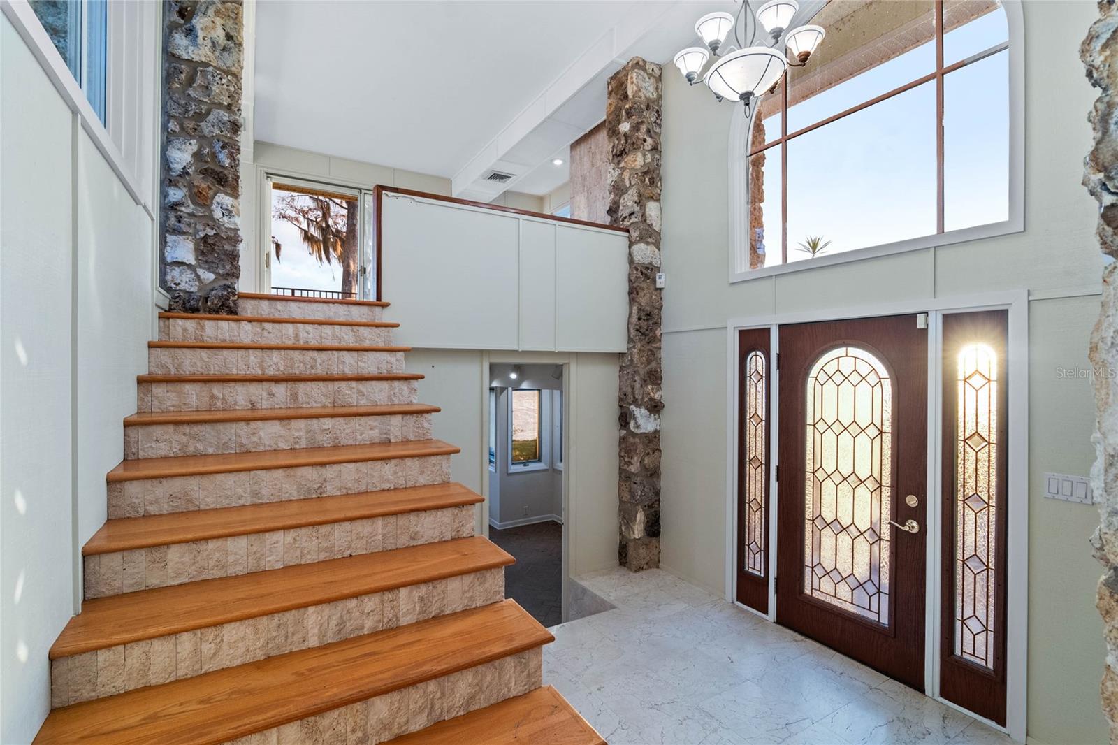 HOLLIEANNA SHORES 1ST ADD - Residential