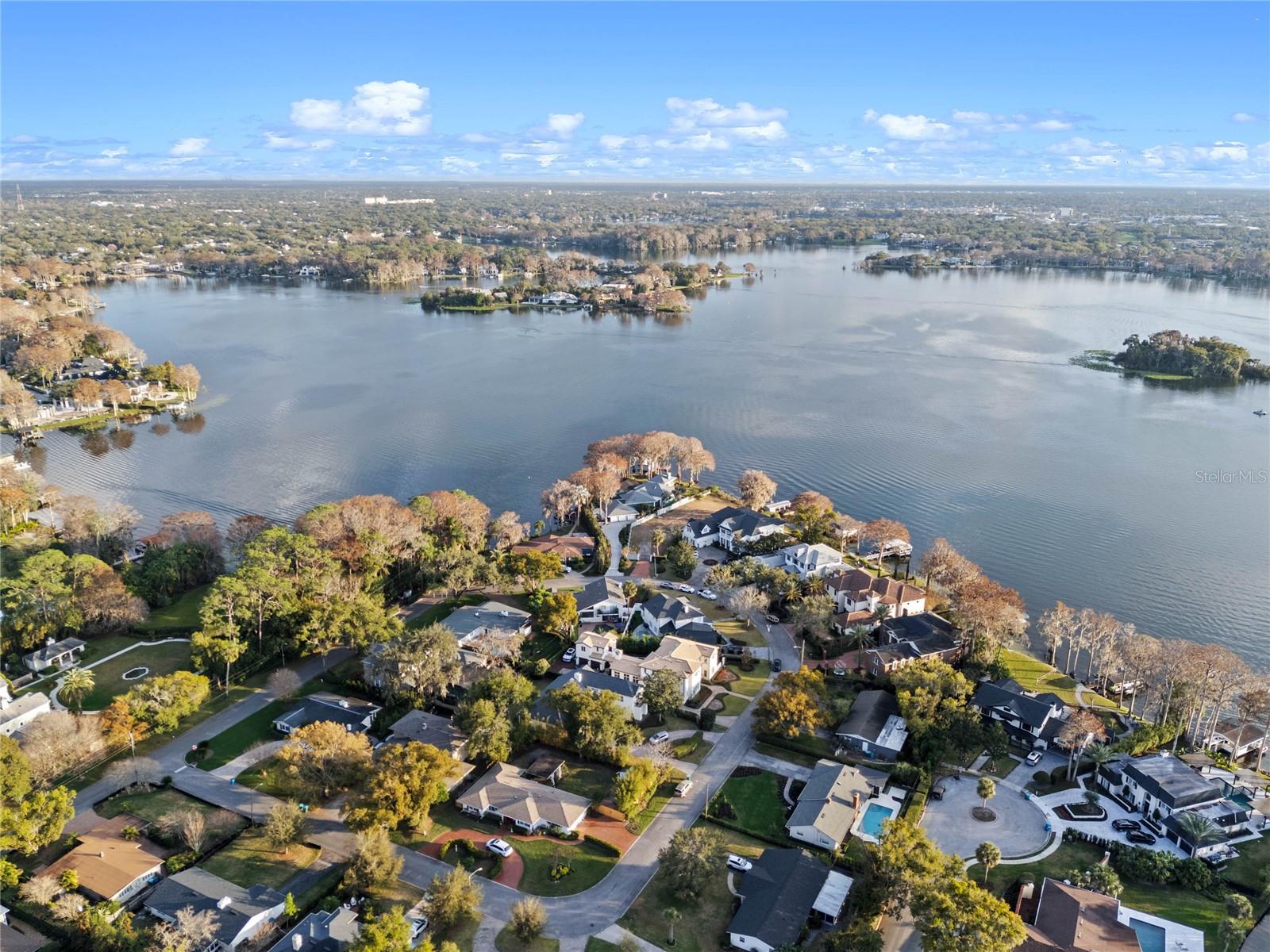 HOLLIEANNA SHORES 1ST ADD - Residential