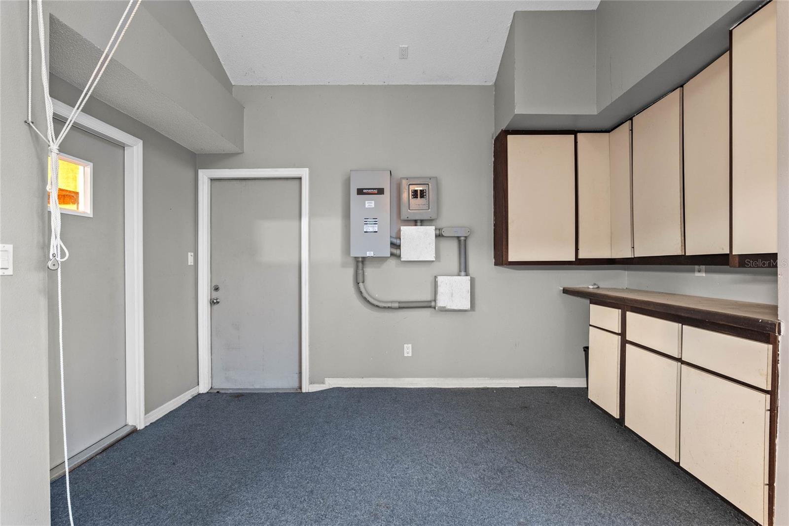 HOLLIEANNA SHORES 1ST ADD - Residential