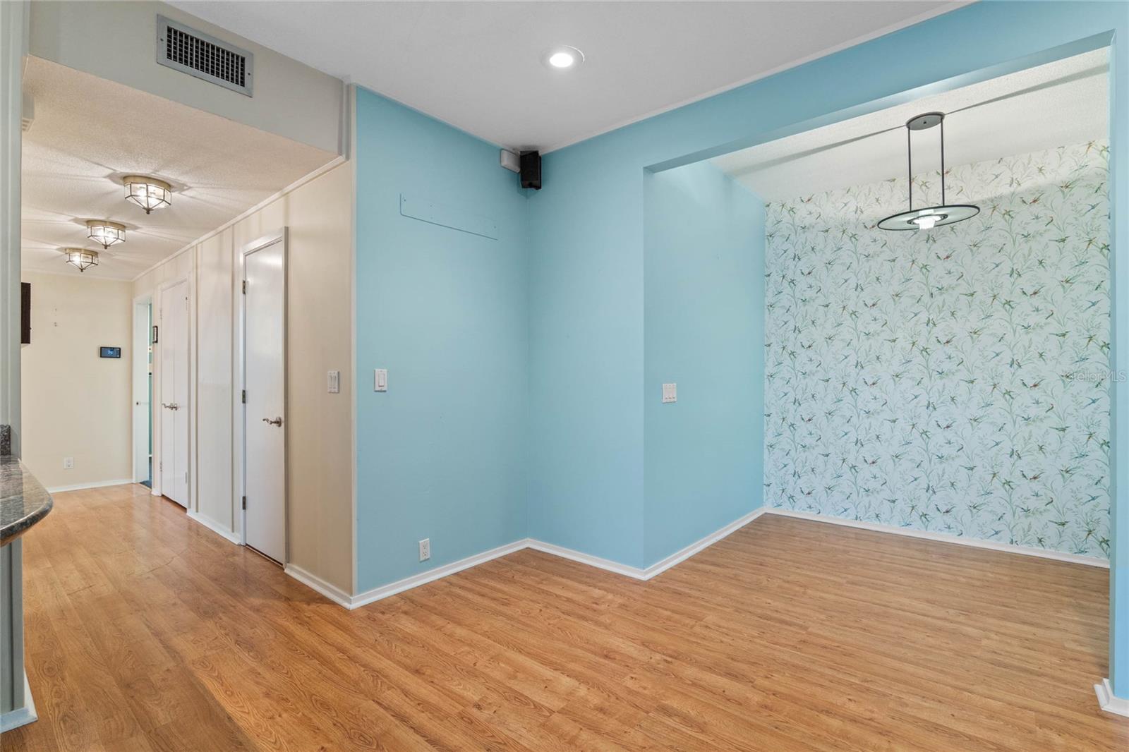 HOLLIEANNA SHORES 1ST ADD - Residential