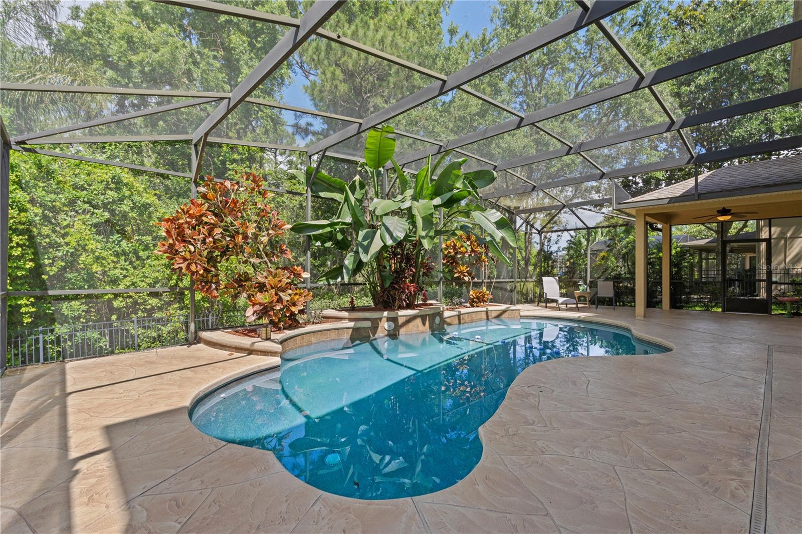 WINDWARD CAY 48 125 - Residential