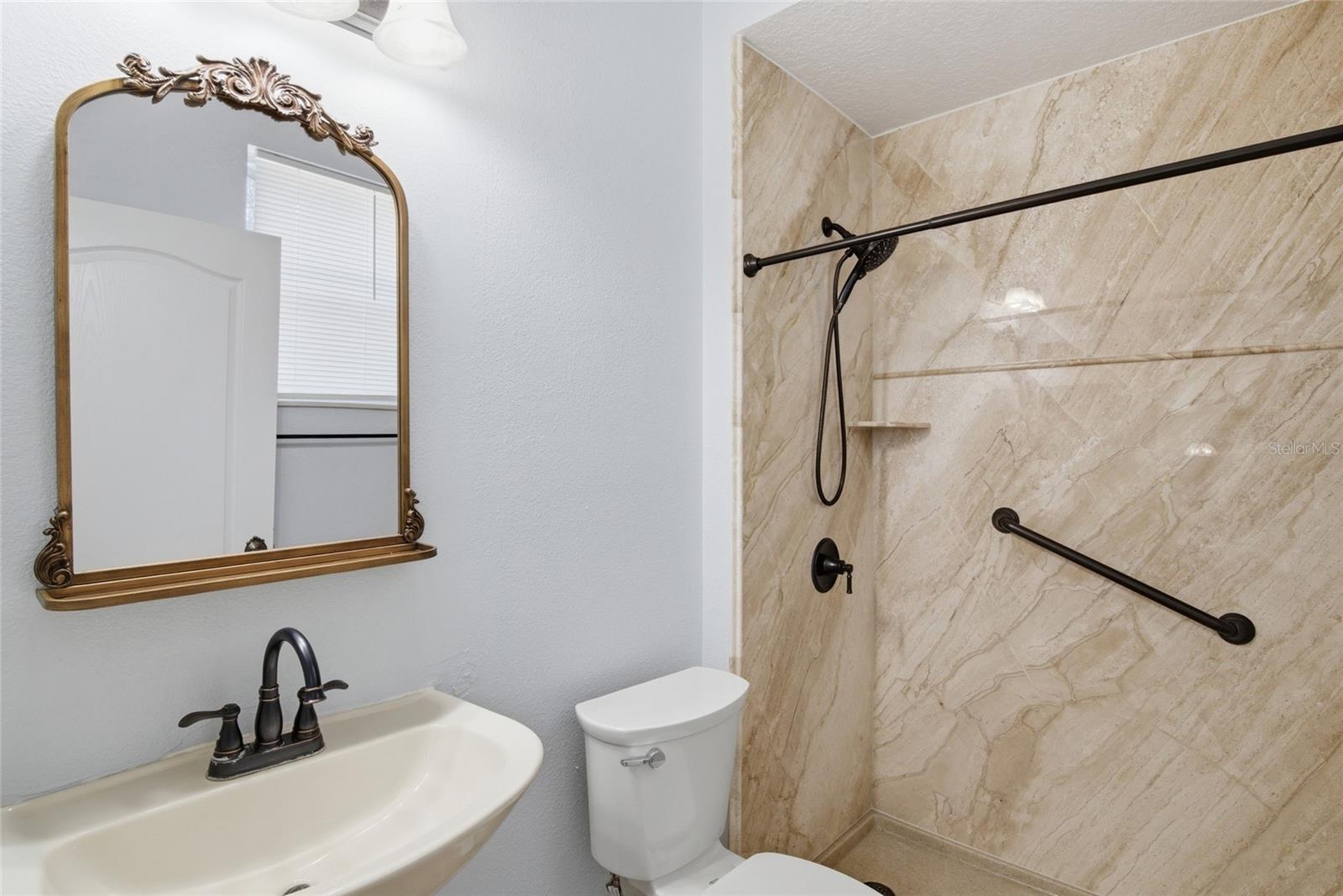 WINDWARD CAY 48 125 - Residential