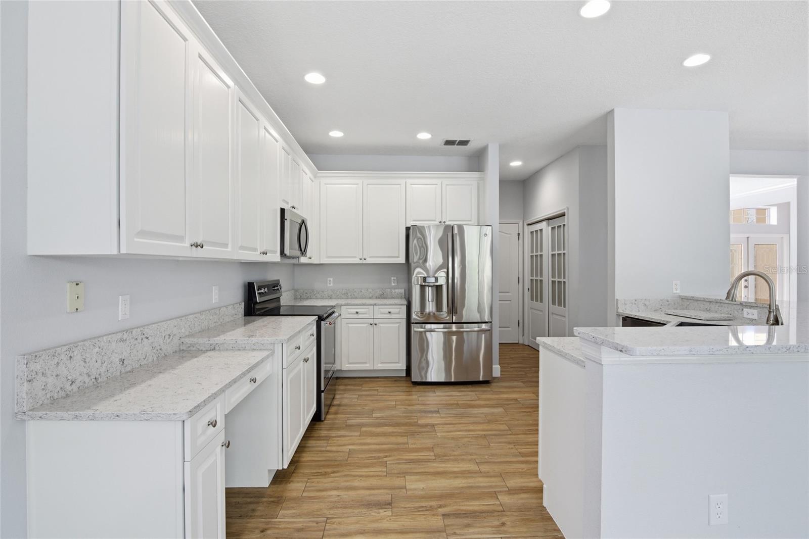 WINDWARD CAY 48 125 - Residential