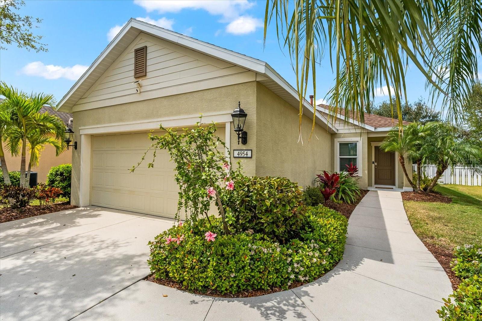 4954 NEWPORT NEWS CIRCLE