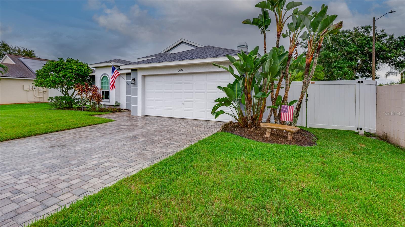 366 RAINFOREST COURT