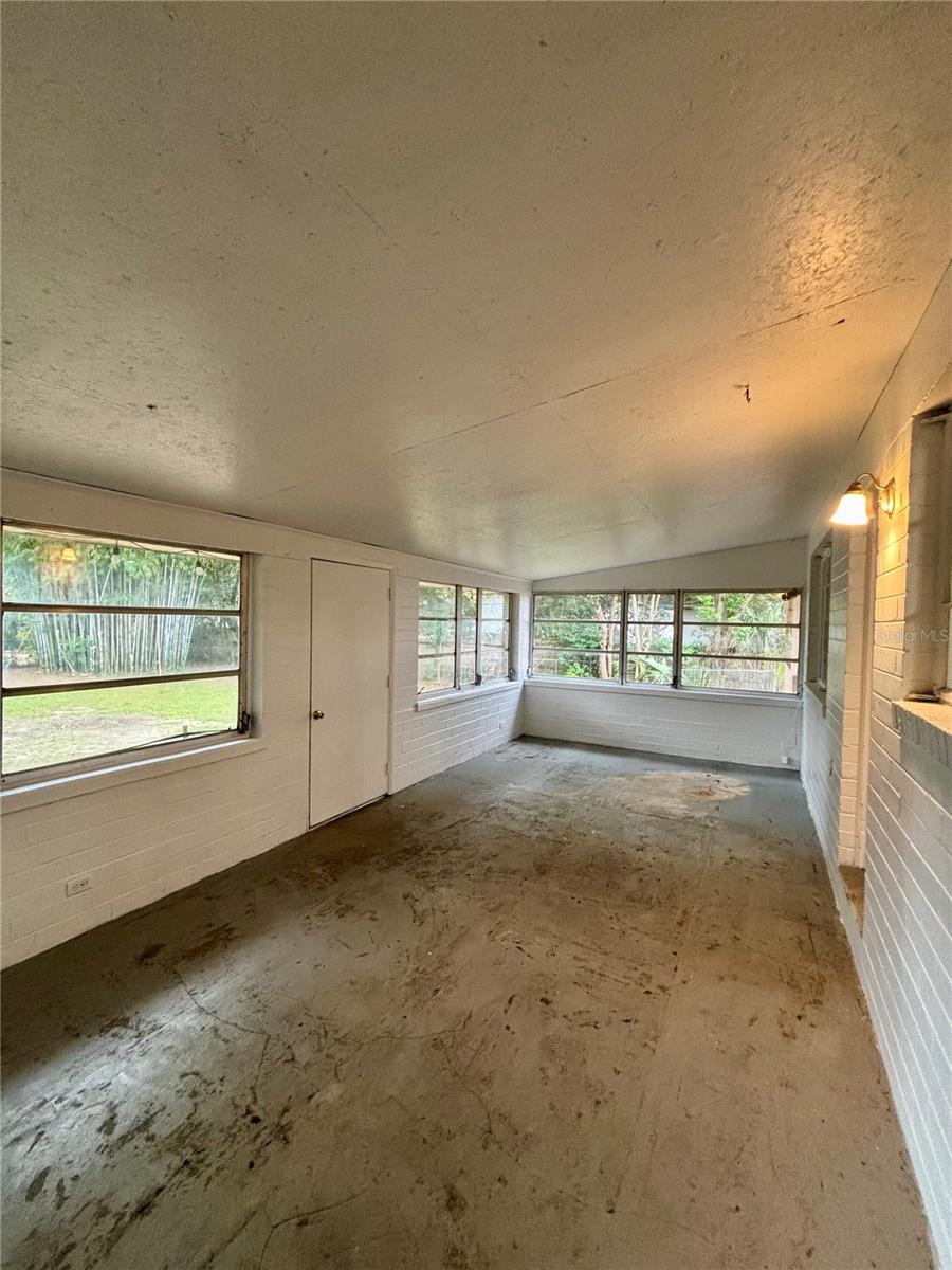 WYOMINA TERRACE - Residential Lease