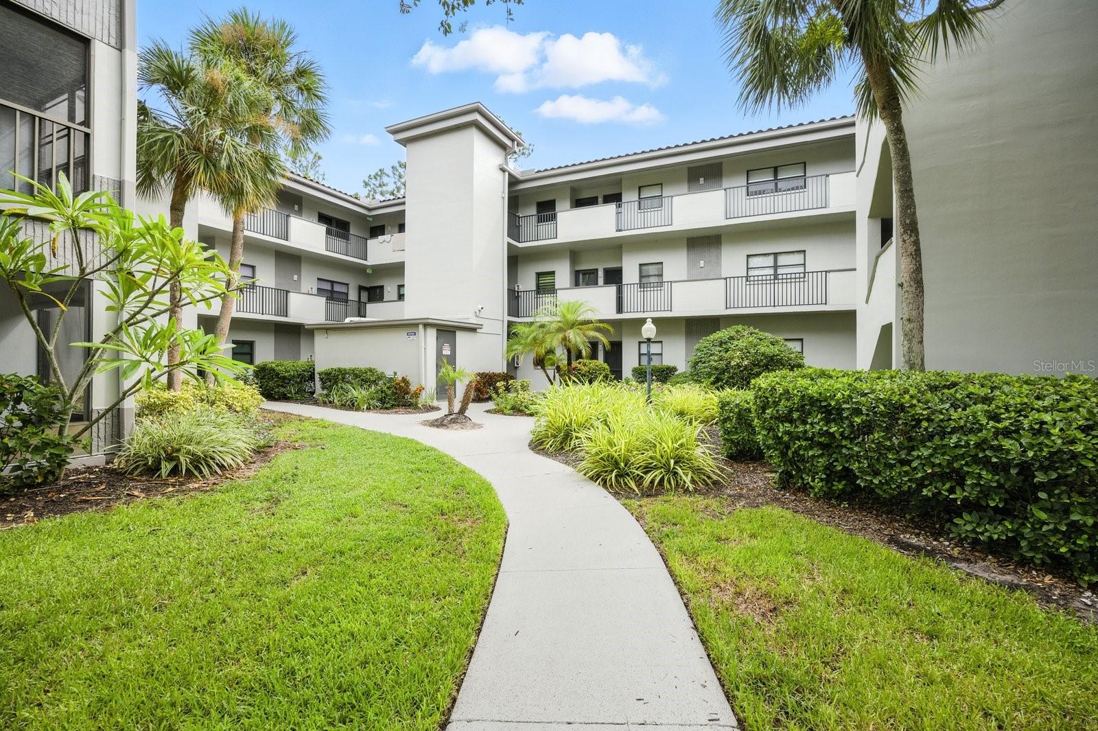 2650 COUNTRYSIDE BOULEVARD B102