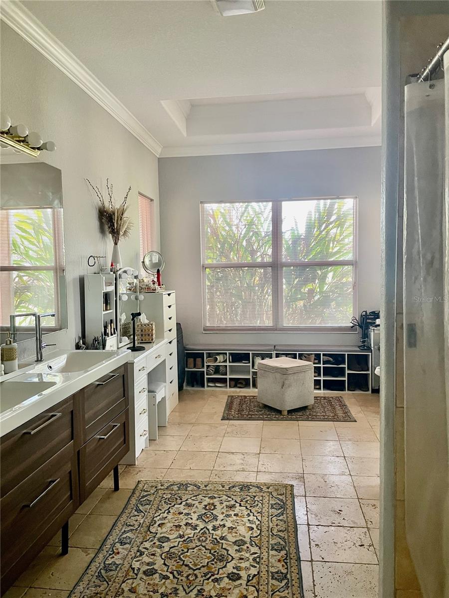 CALIENTE - Residential