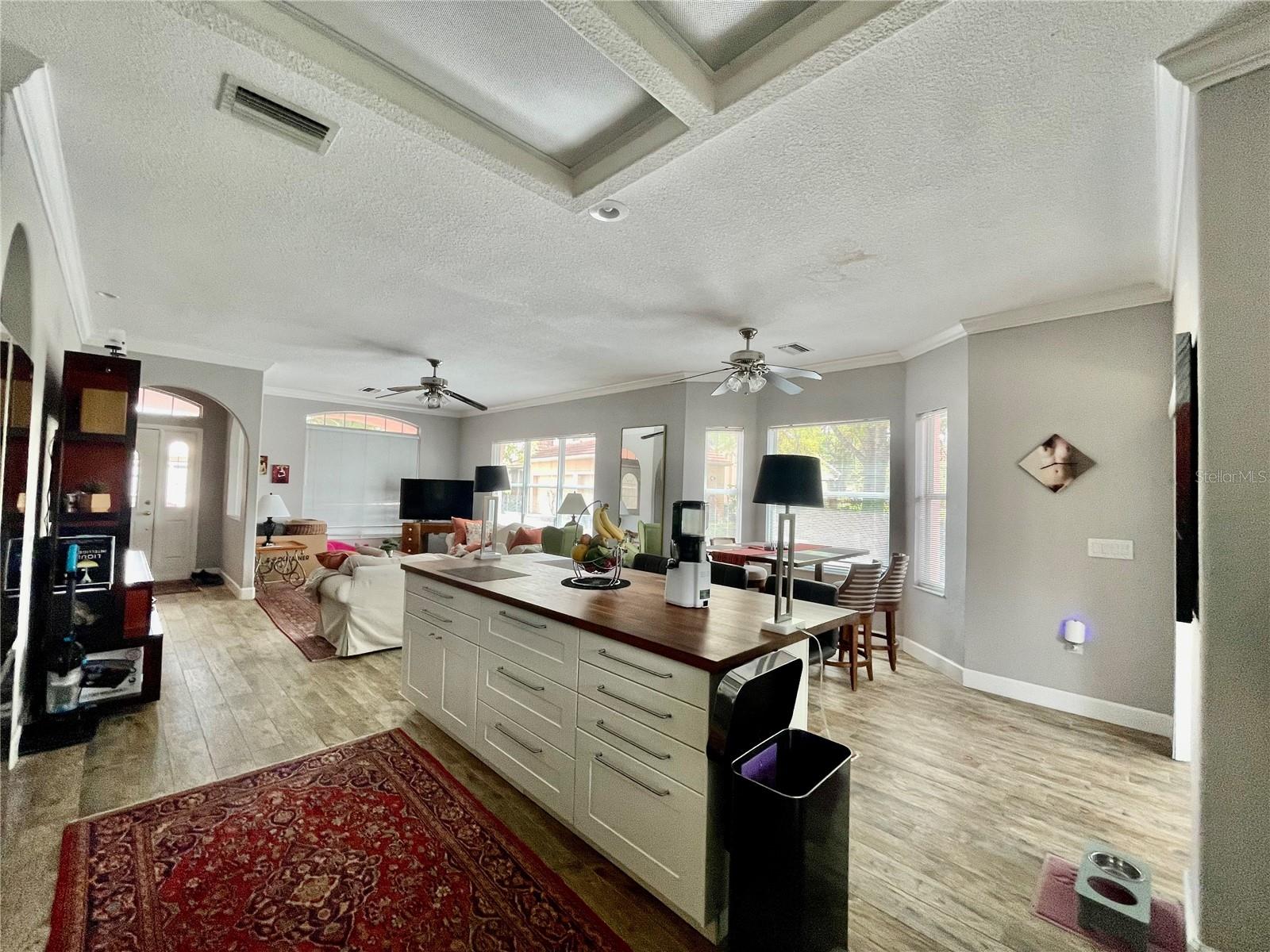 CALIENTE - Residential