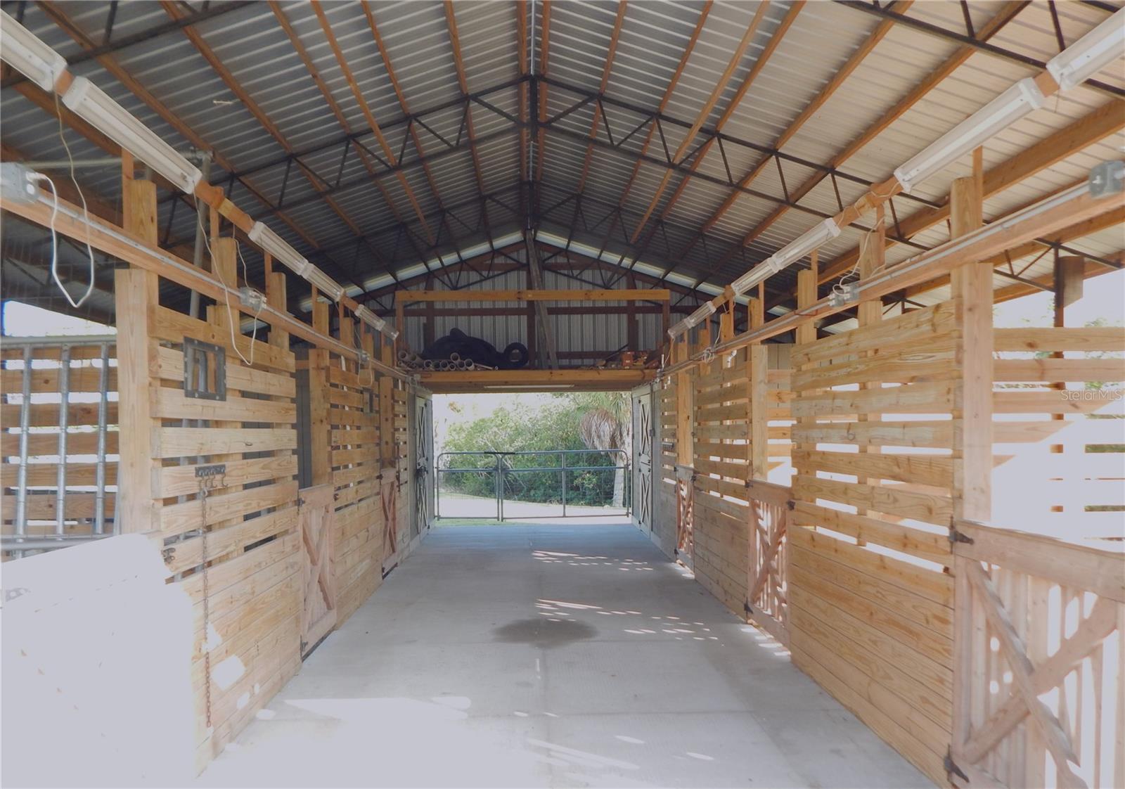 EDGEWATER GARDENS - Residential