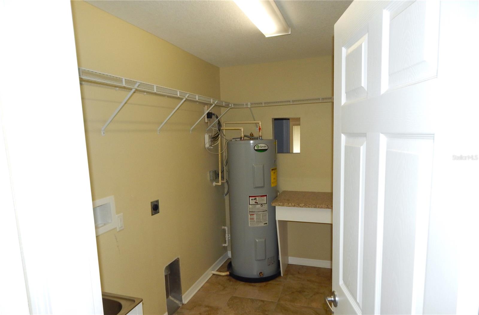 EDGEWATER GARDENS - Residential