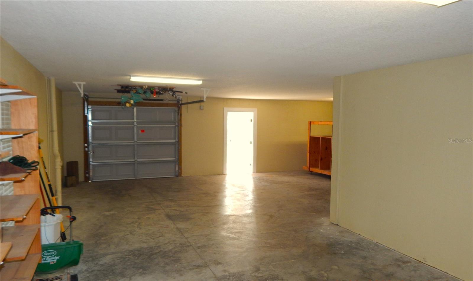 EDGEWATER GARDENS - Residential