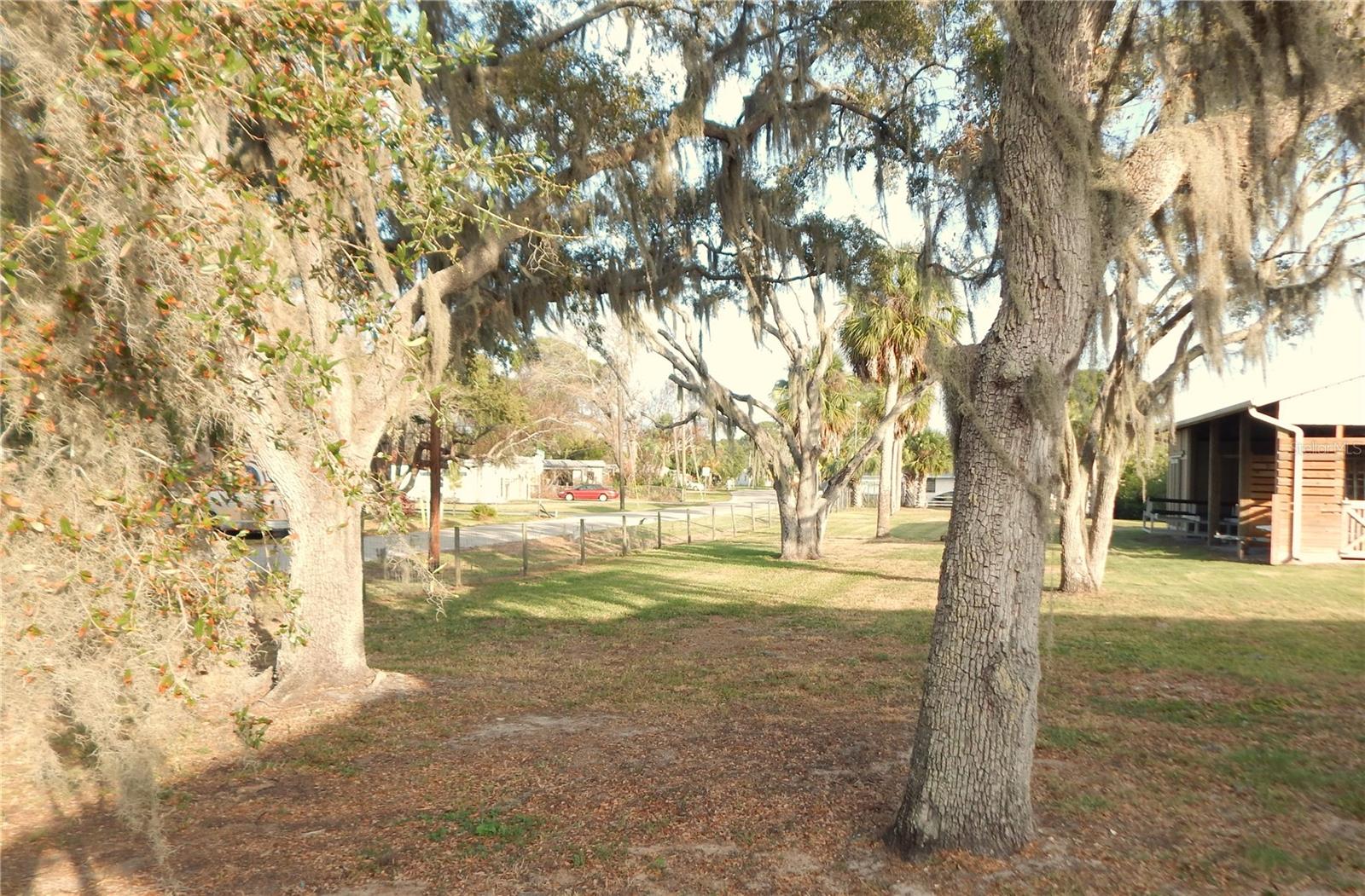 EDGEWATER GARDENS - Residential