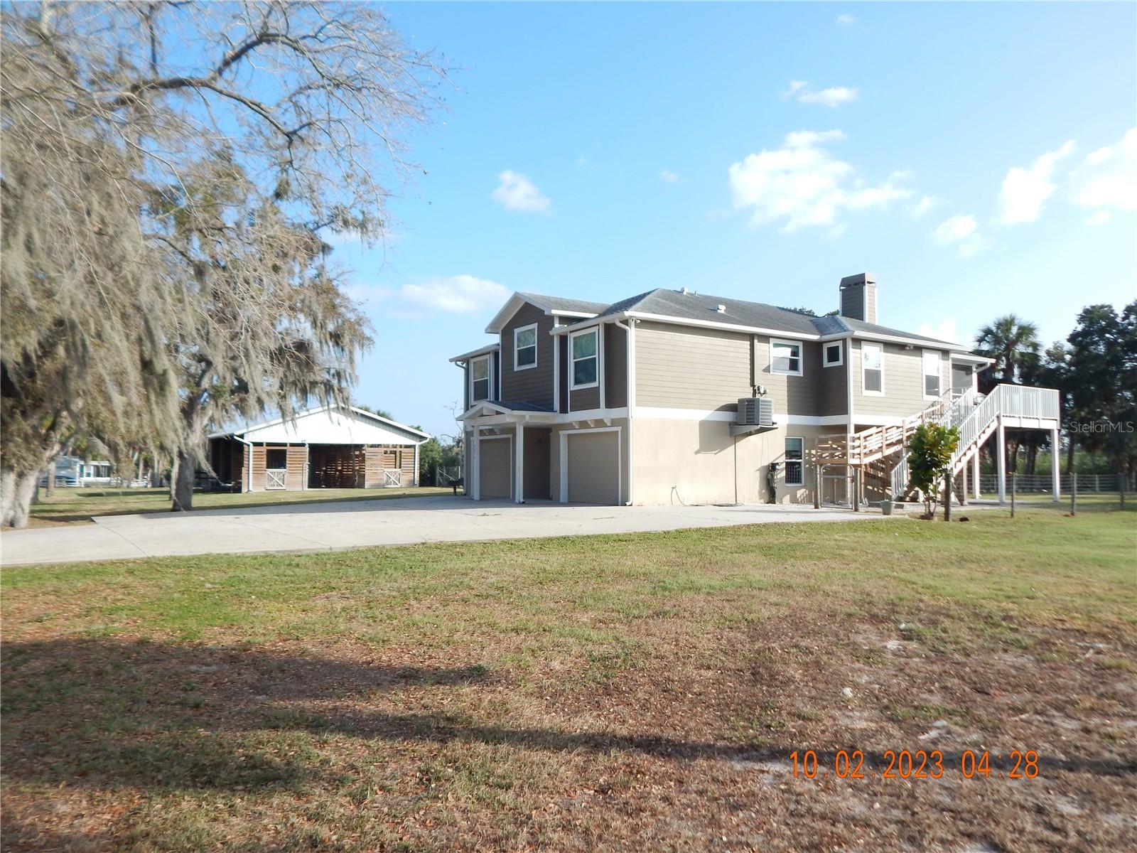 EDGEWATER GARDENS - Residential