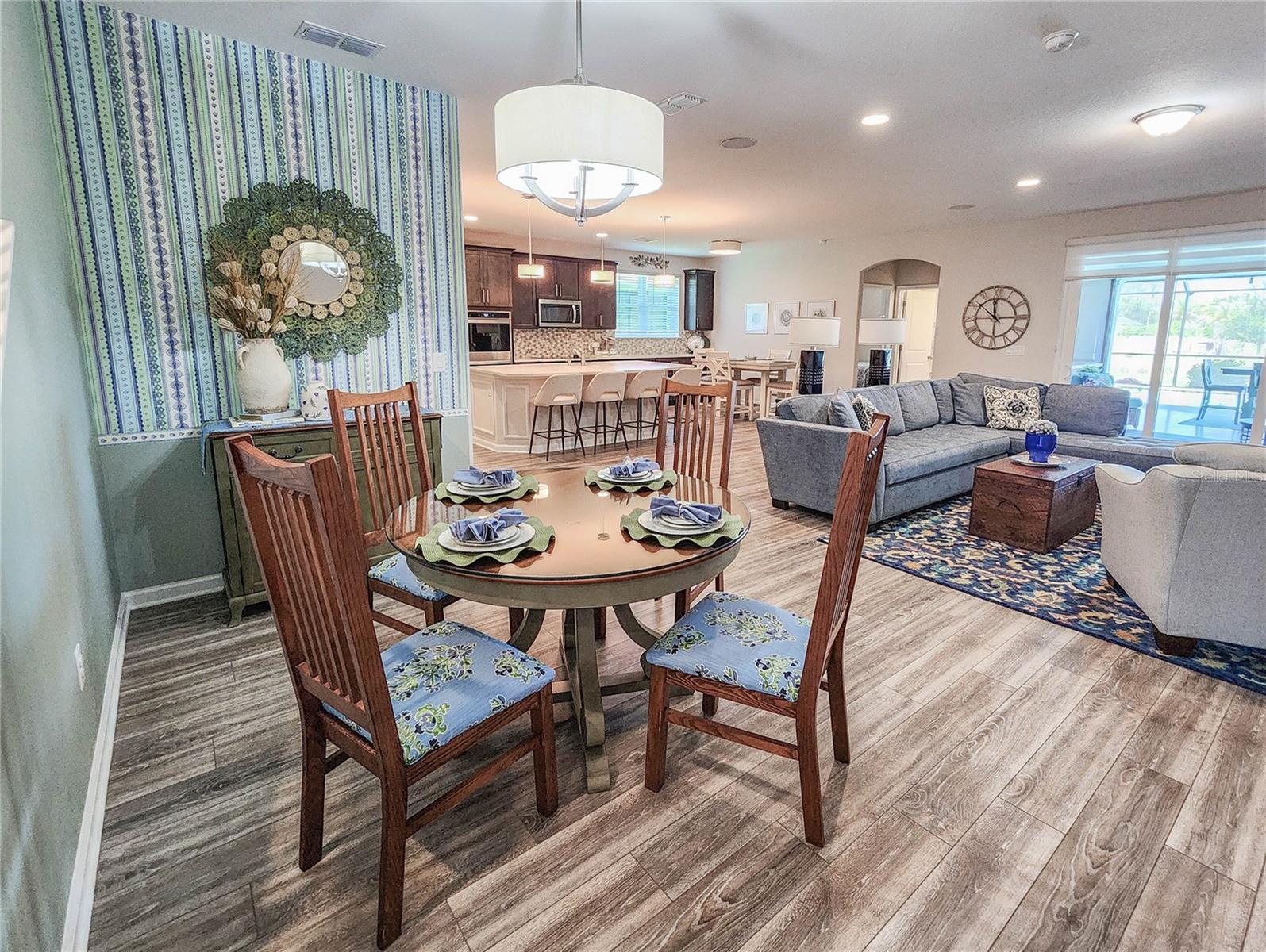 GRAND LNDGS PH 4 - Residential