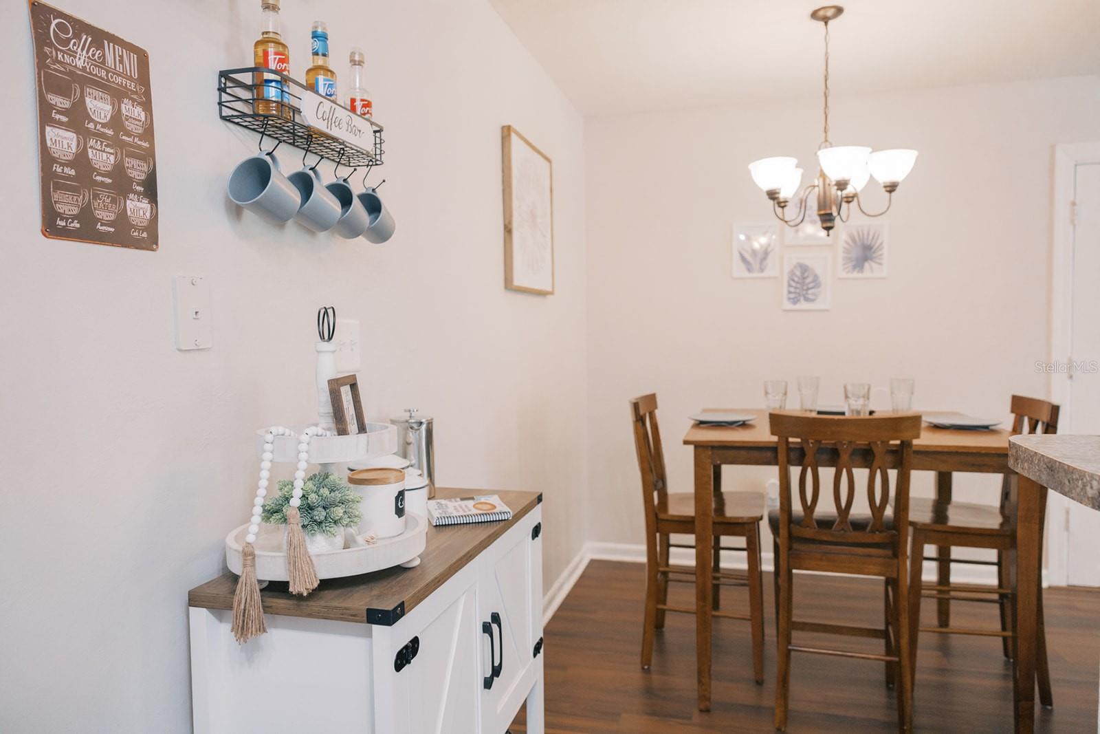 SUMMIT HOUSE - Residential