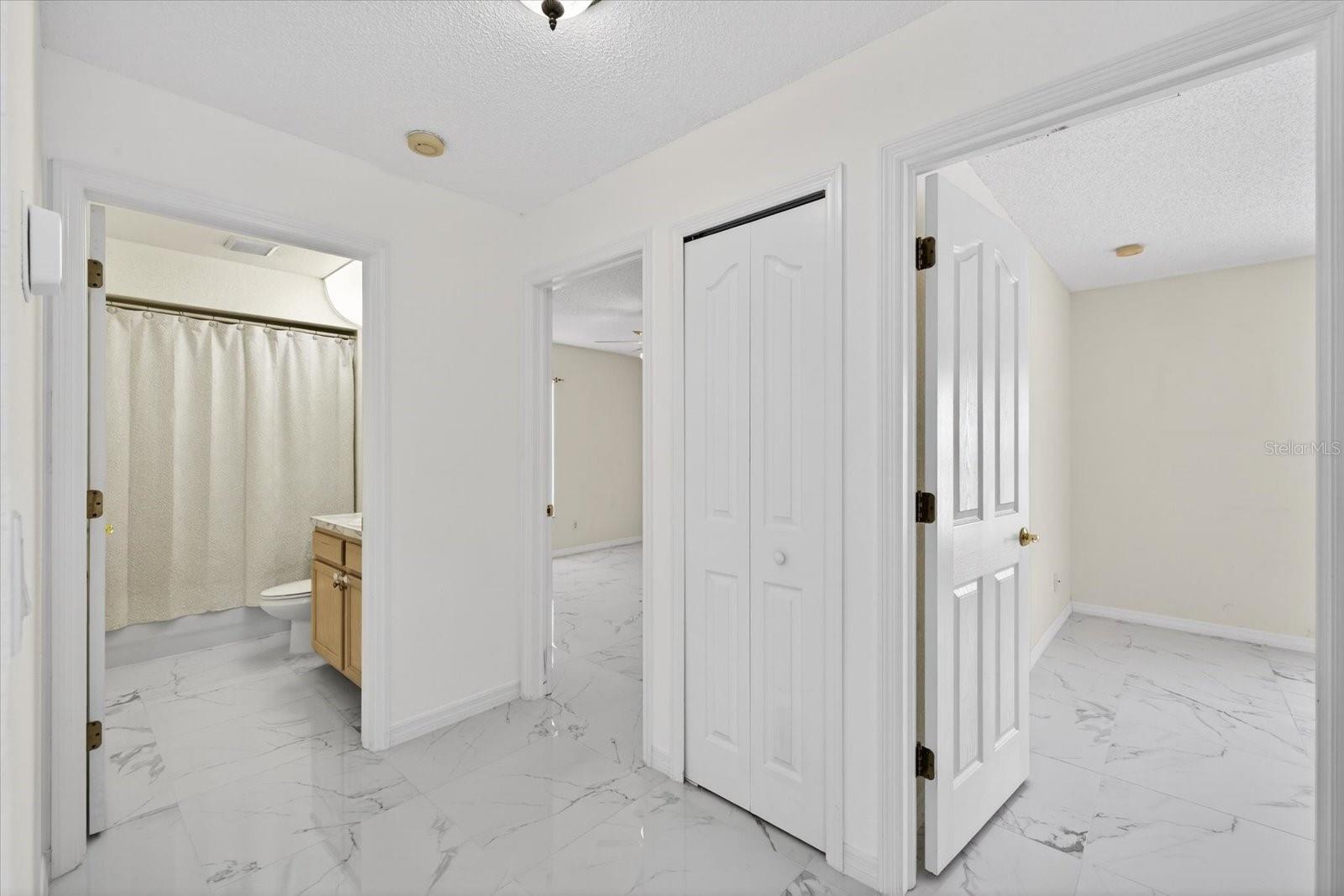 SPRING HILL - Residential