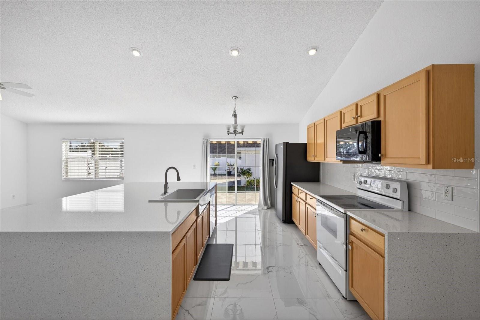 SPRING HILL - Residential