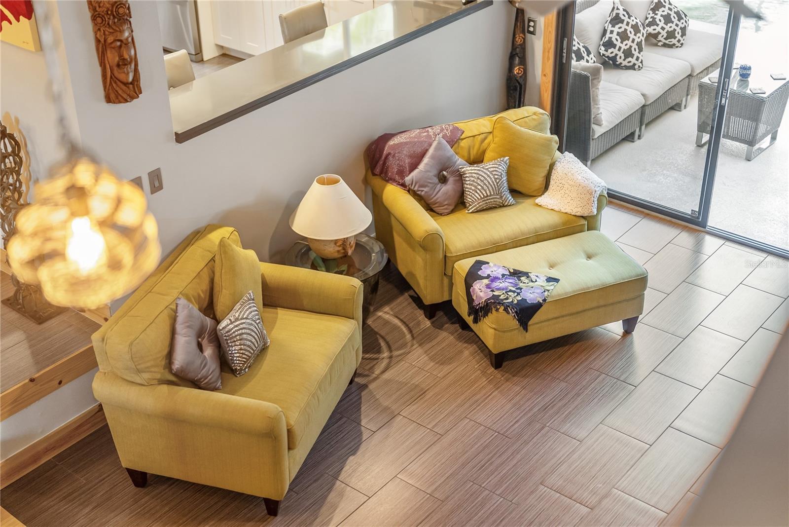 BENEVA WOODS - Residential