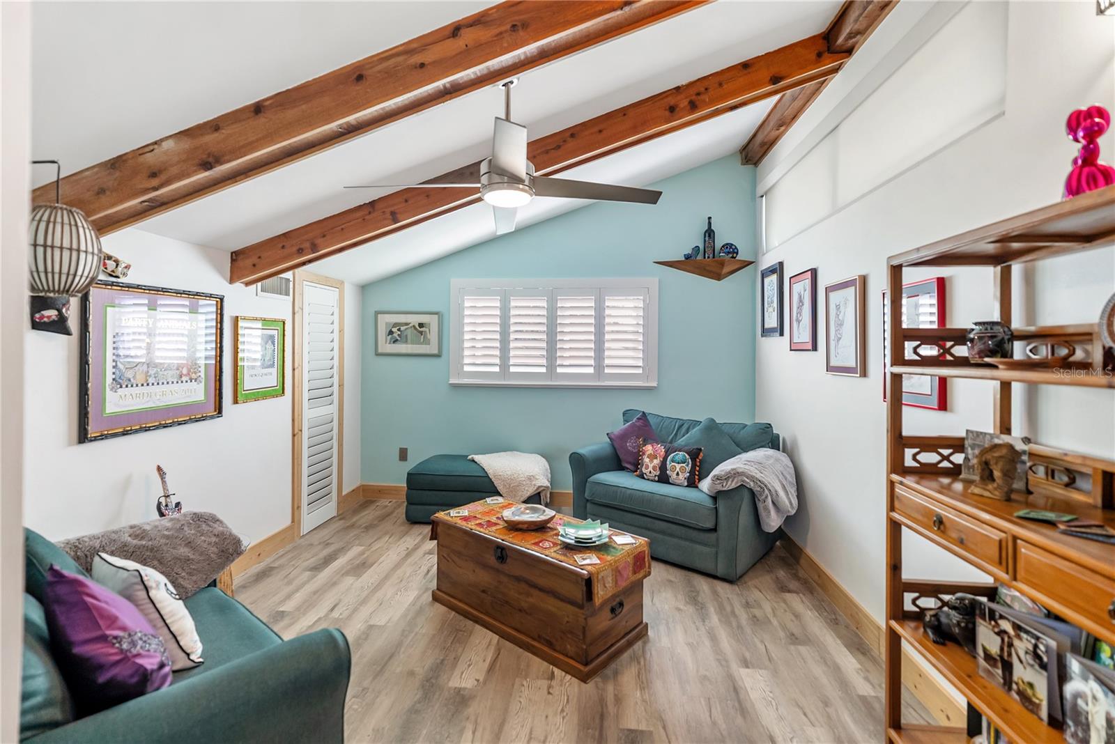 BENEVA WOODS - Residential