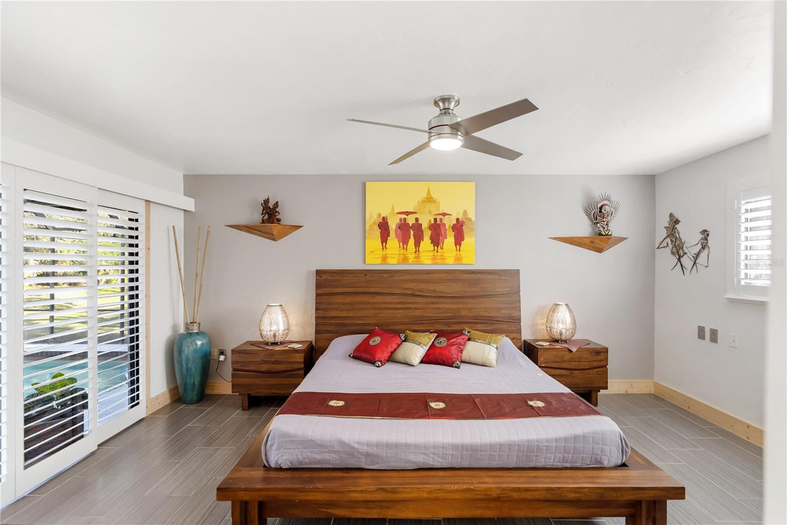 BENEVA WOODS - Residential