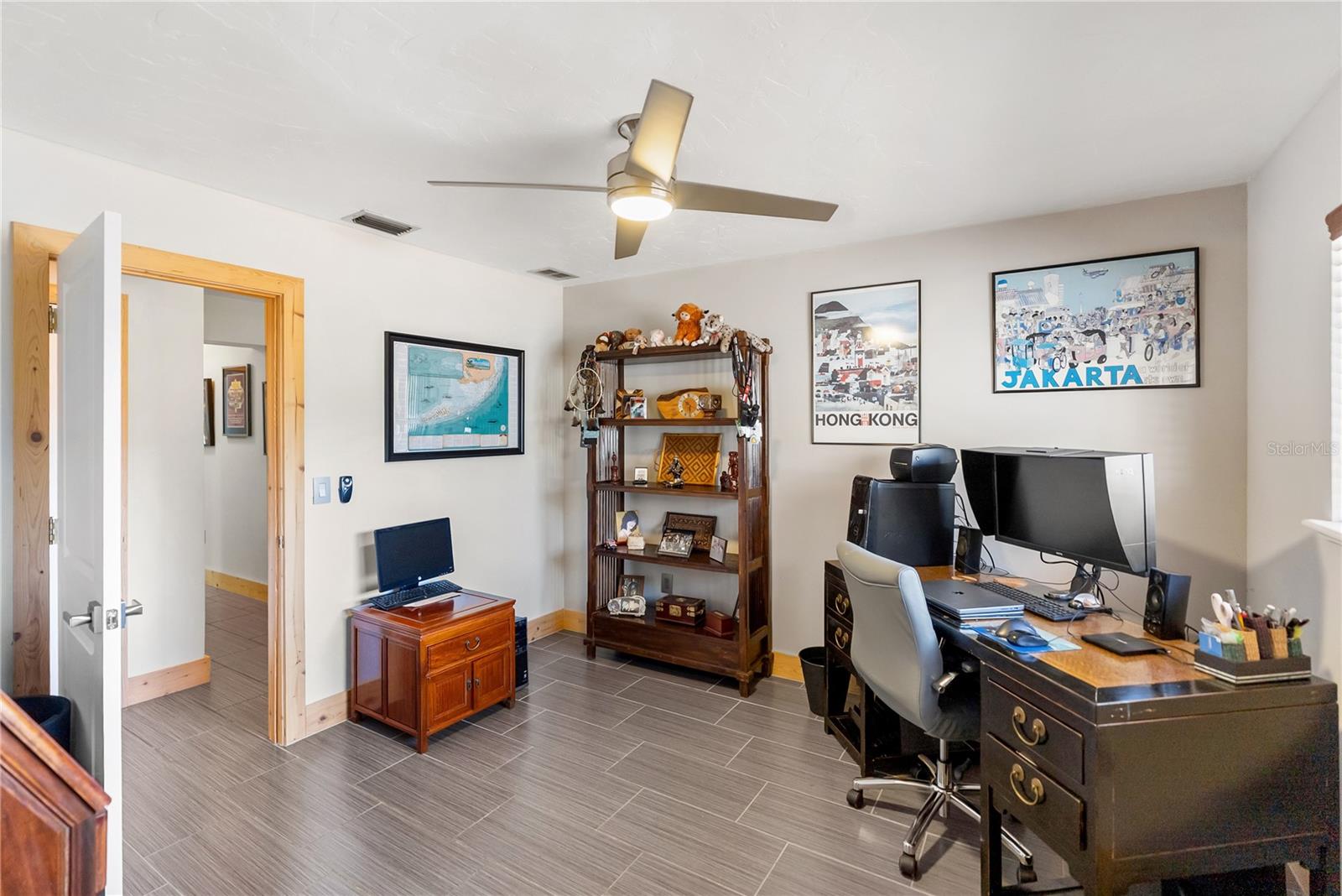 BENEVA WOODS - Residential