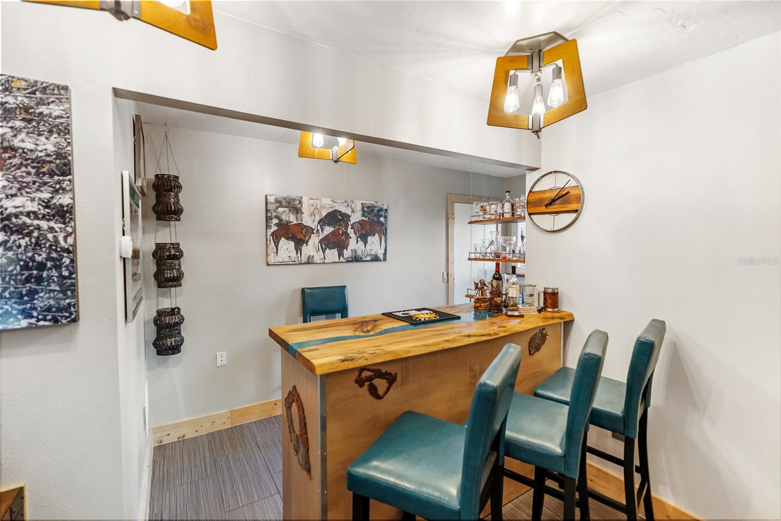 BENEVA WOODS - Residential