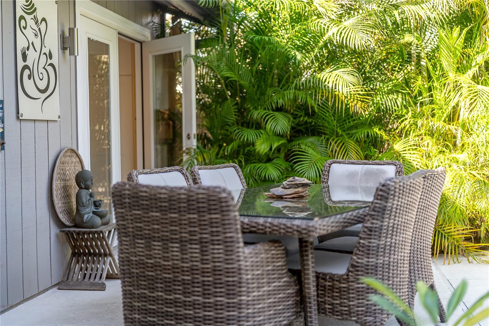 BENEVA WOODS - Residential