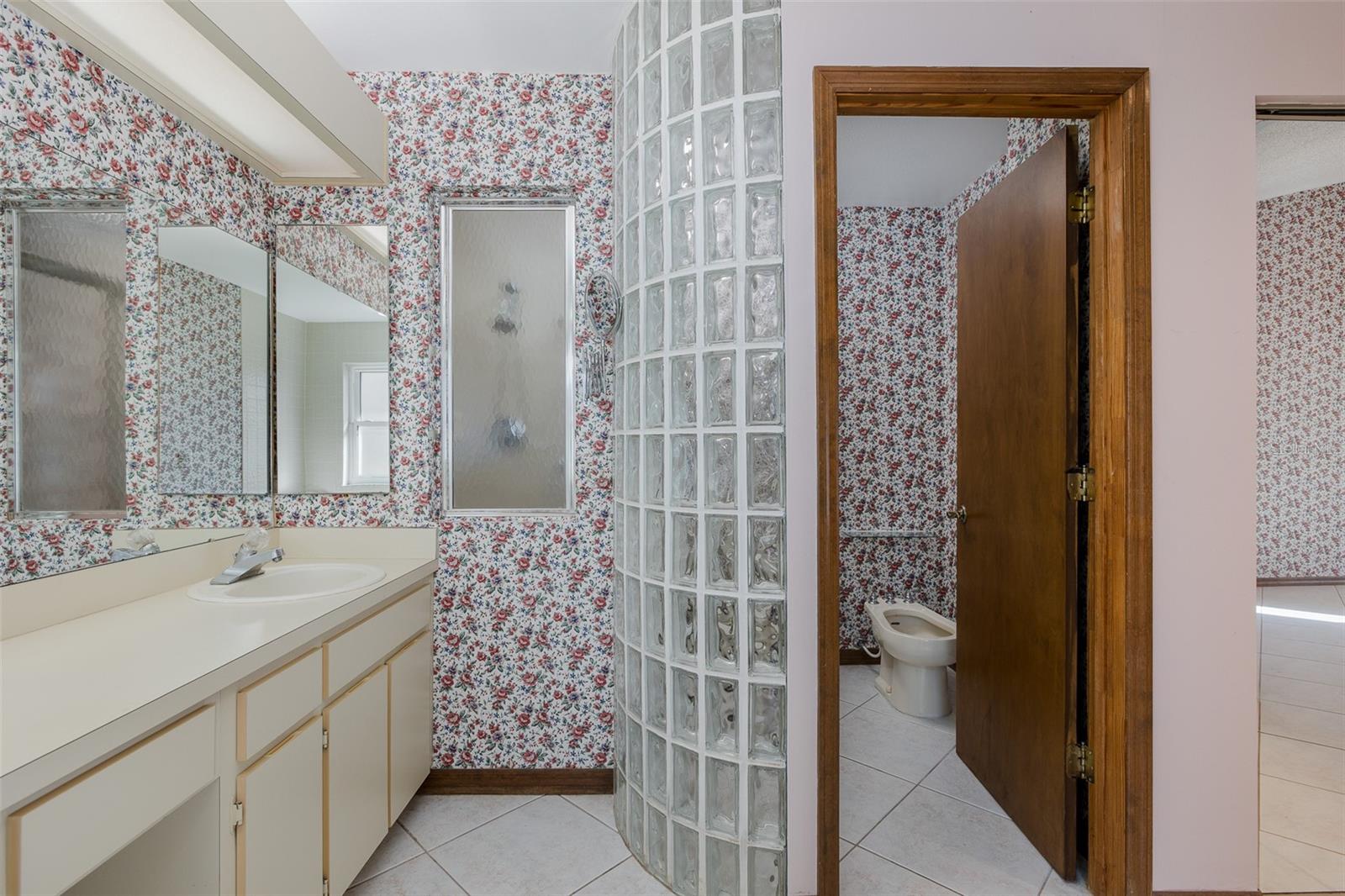 BRIARWOODS - Residential