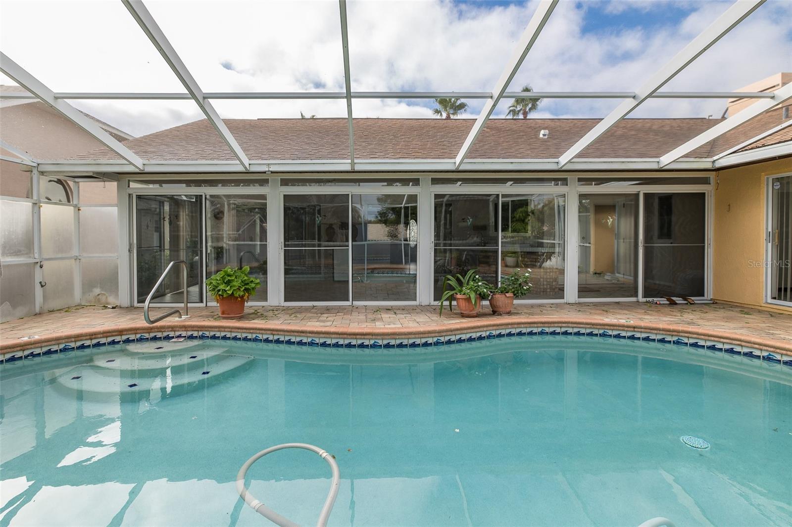 BRIARWOODS - Residential