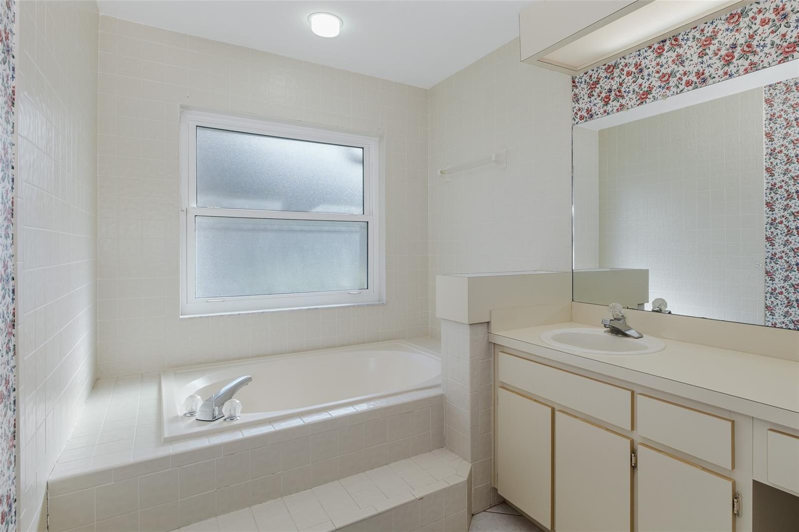 BRIARWOODS - Residential