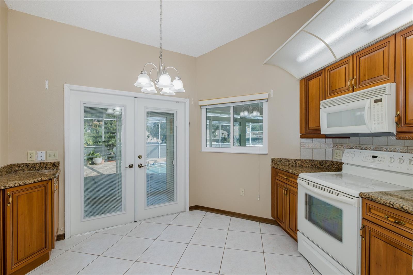 BRIARWOODS - Residential