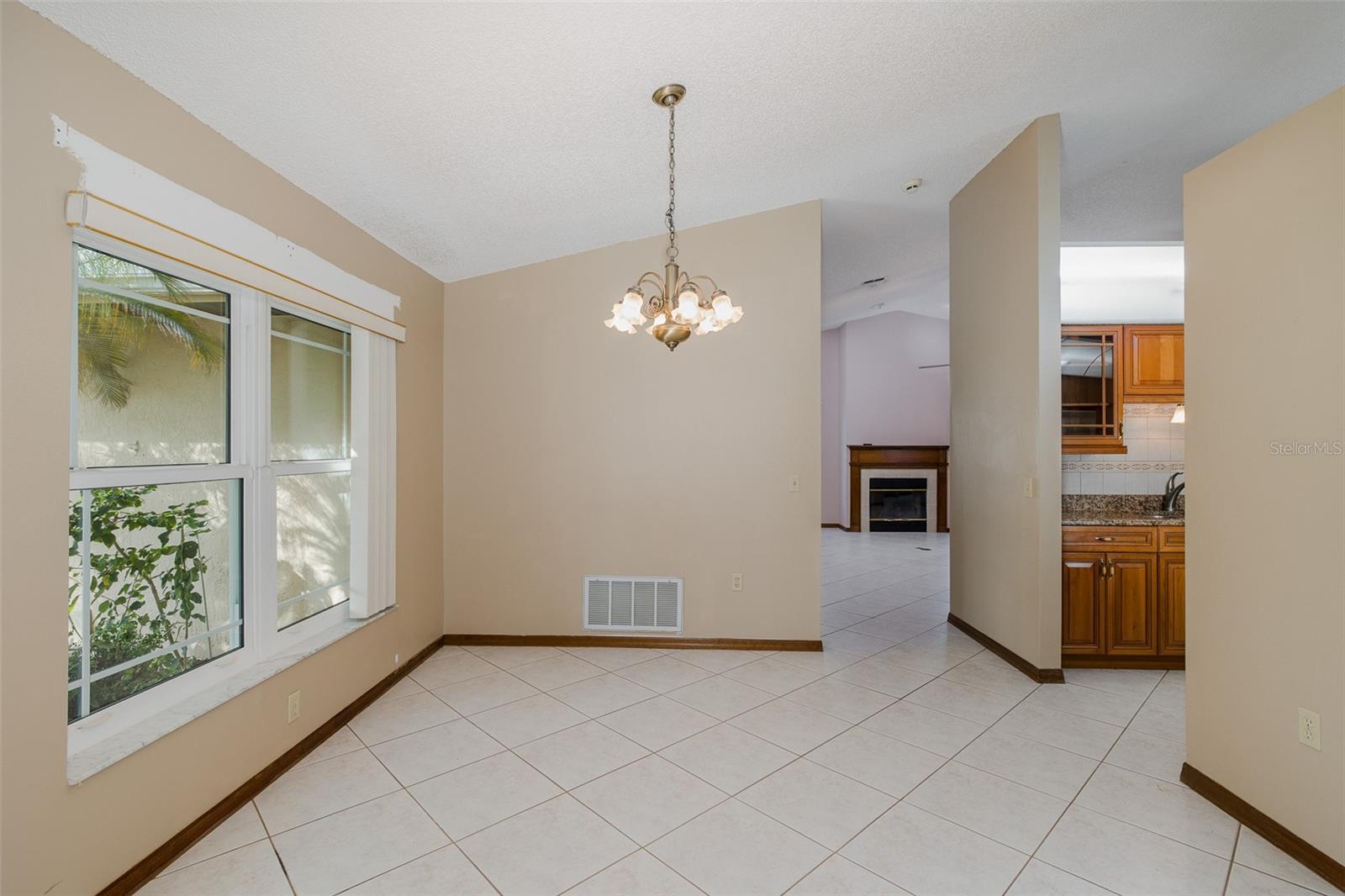 BRIARWOODS - Residential