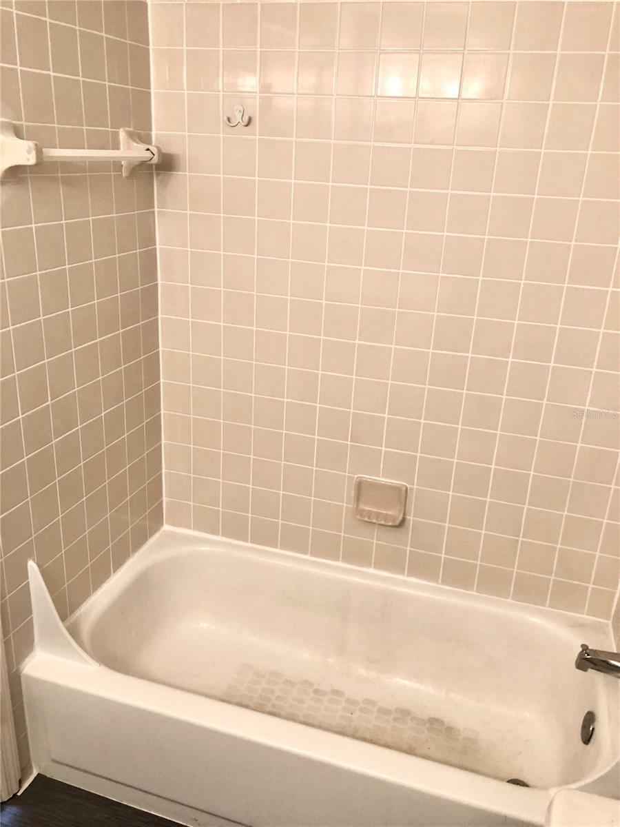 TRADEWINDS - Residential Lease