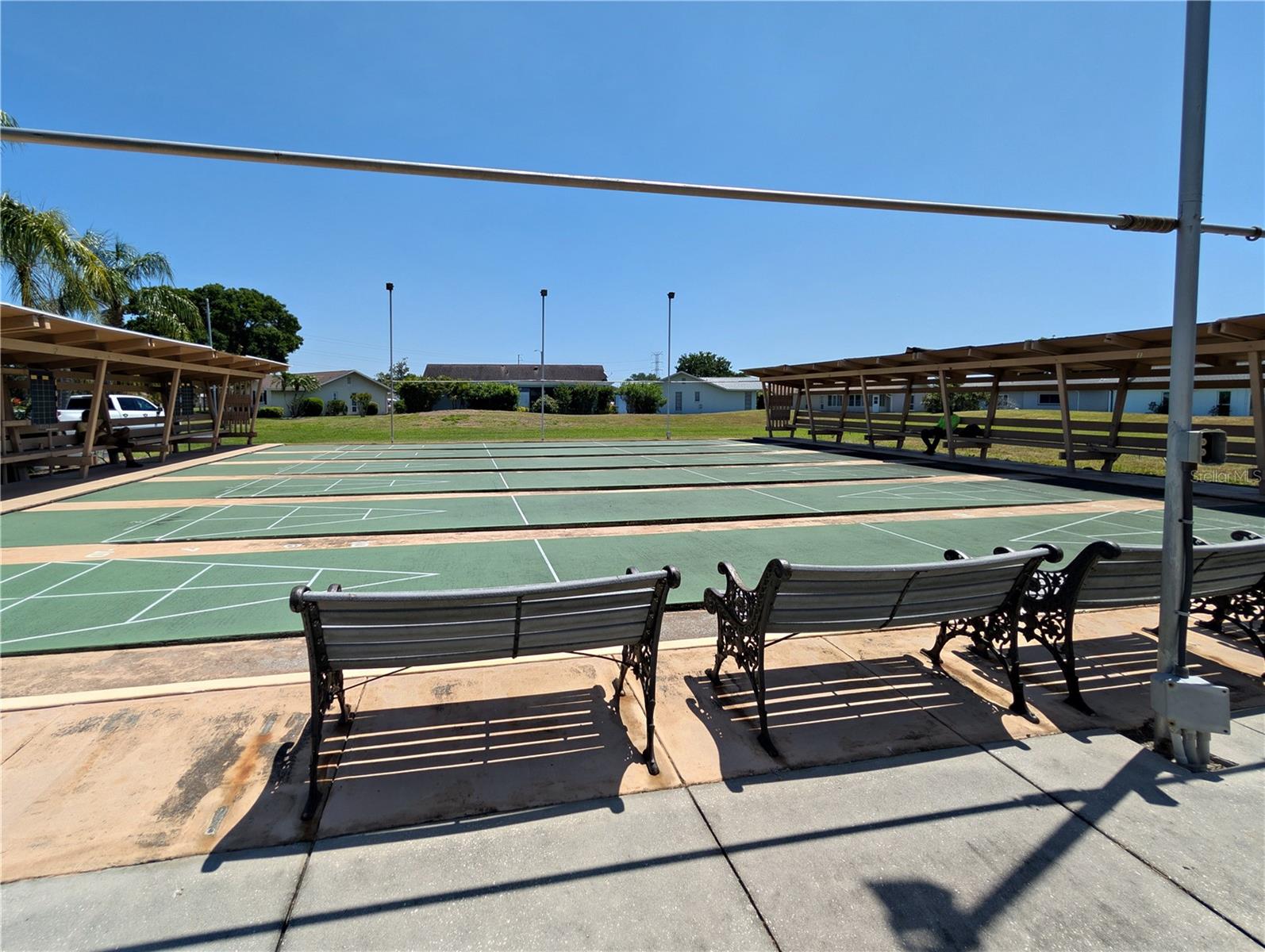 LAKES VILLAS CONDO II - Residential