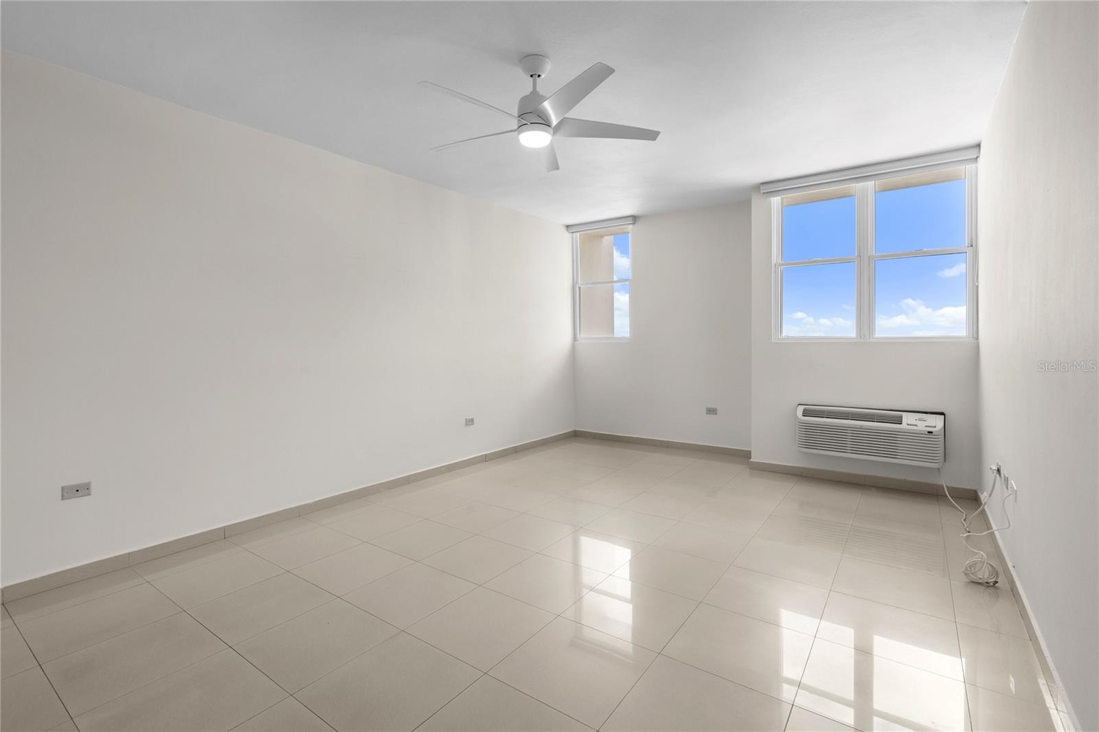 CONDOMINIO TORRE CIBELES - Residential