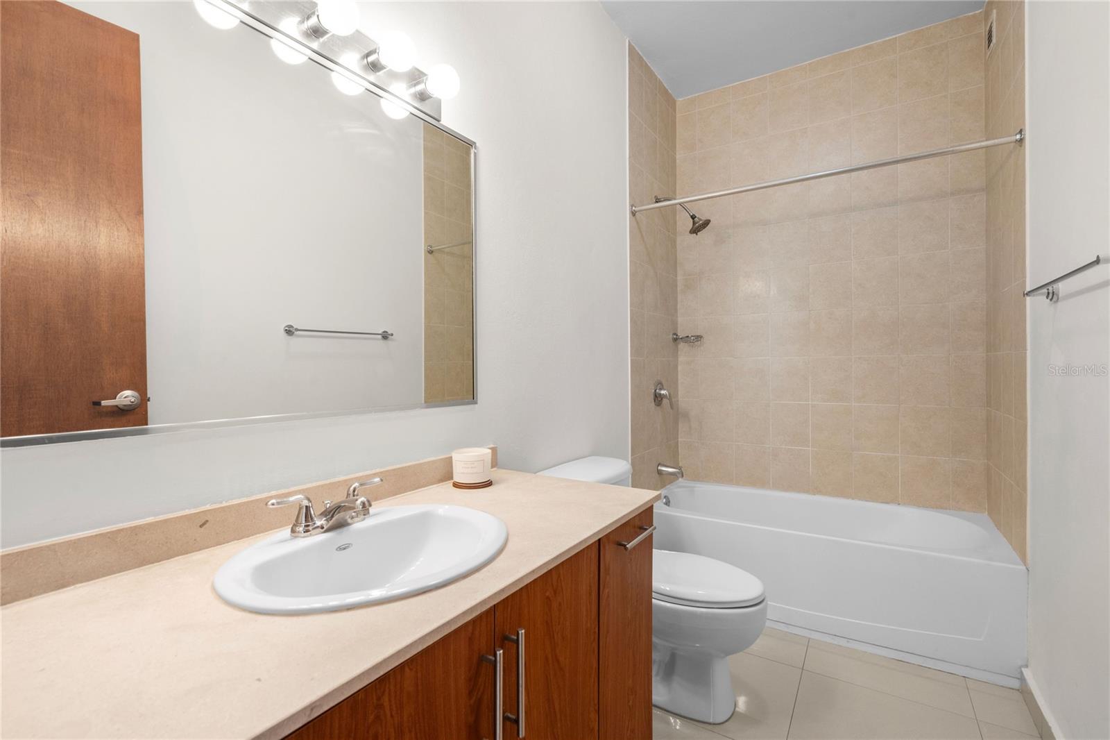 CONDOMINIO TORRE CIBELES - Residential