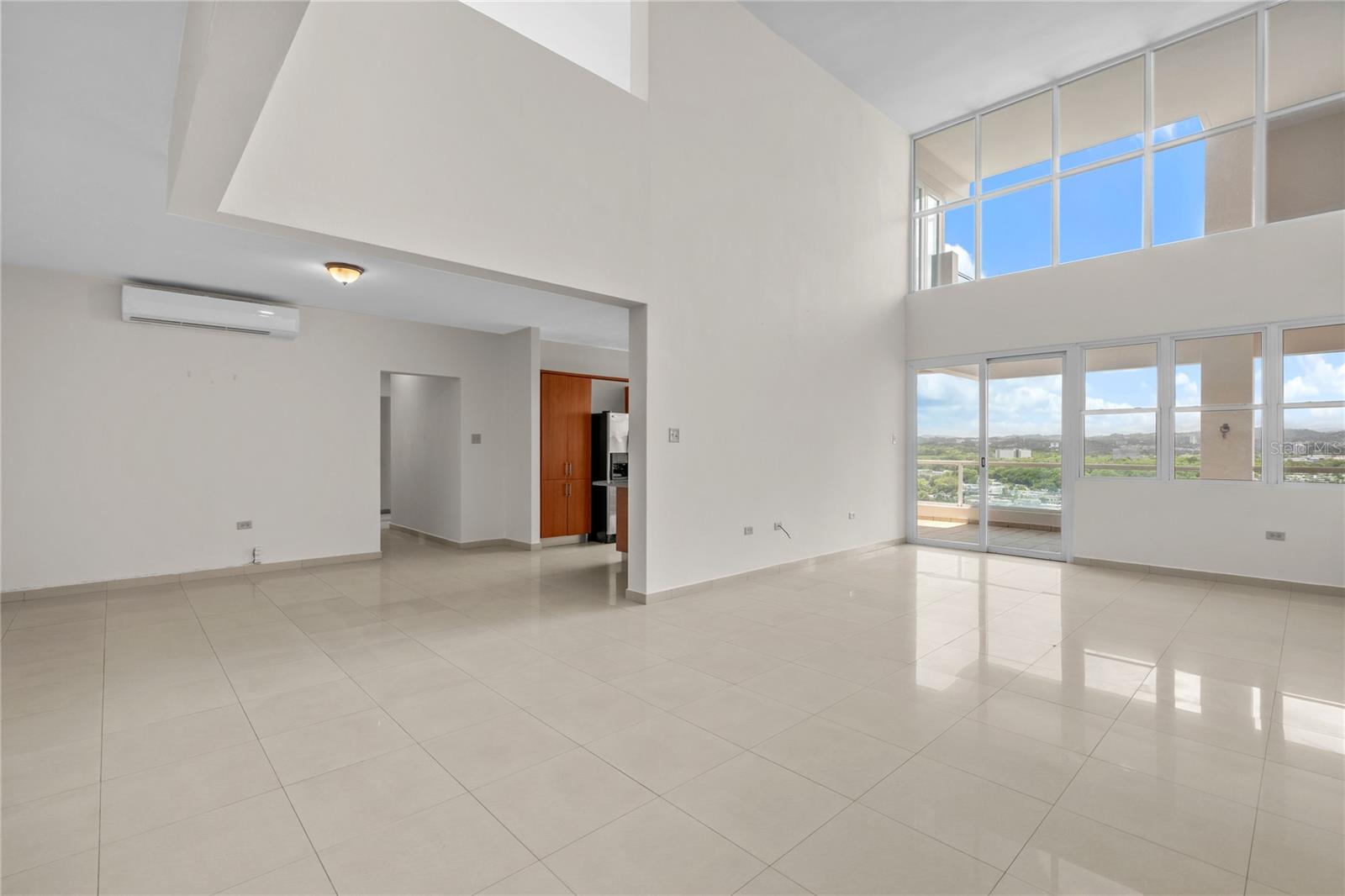 CONDOMINIO TORRE CIBELES - Residential