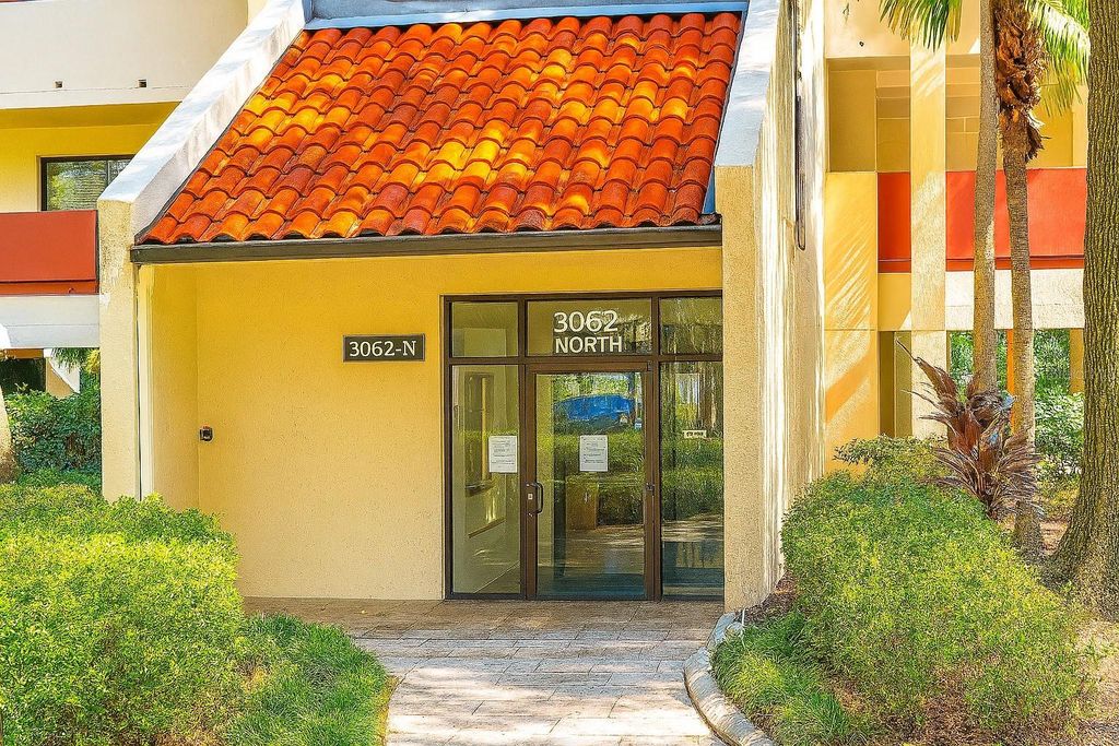 Photo of 3062 Eastland Boulevard #D206, Clearwater, FL 33761 (MLS # TB8442958)