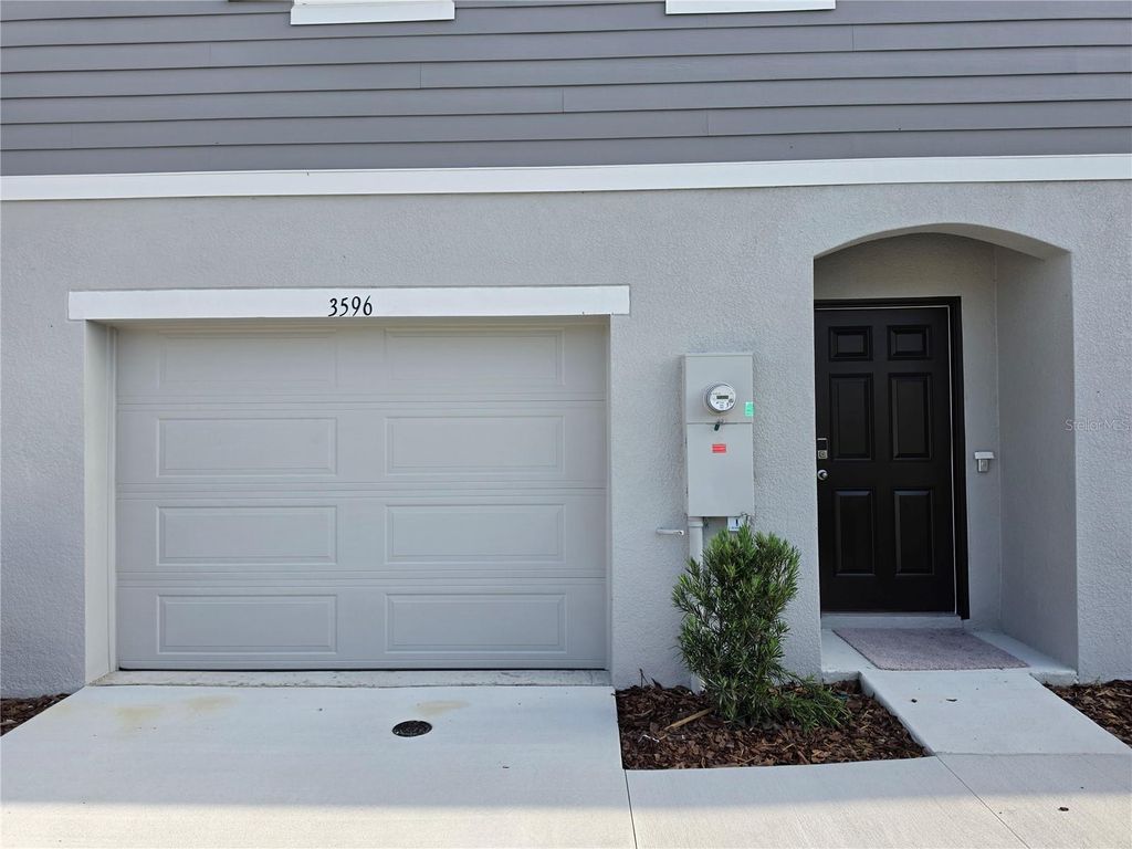 Photo of 3596 Summit View Way, Lakeland, FL 33803 (MLS # O6405390)