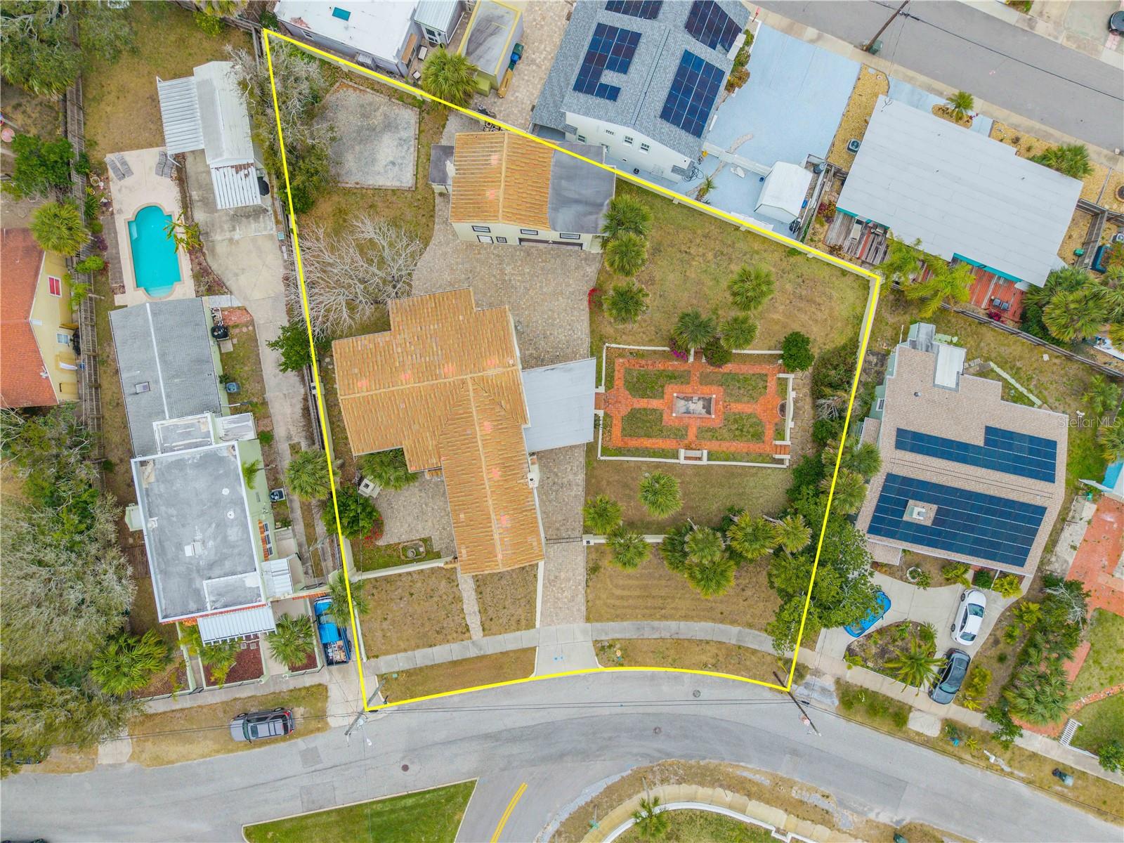 OCEAN DUNES - Residential