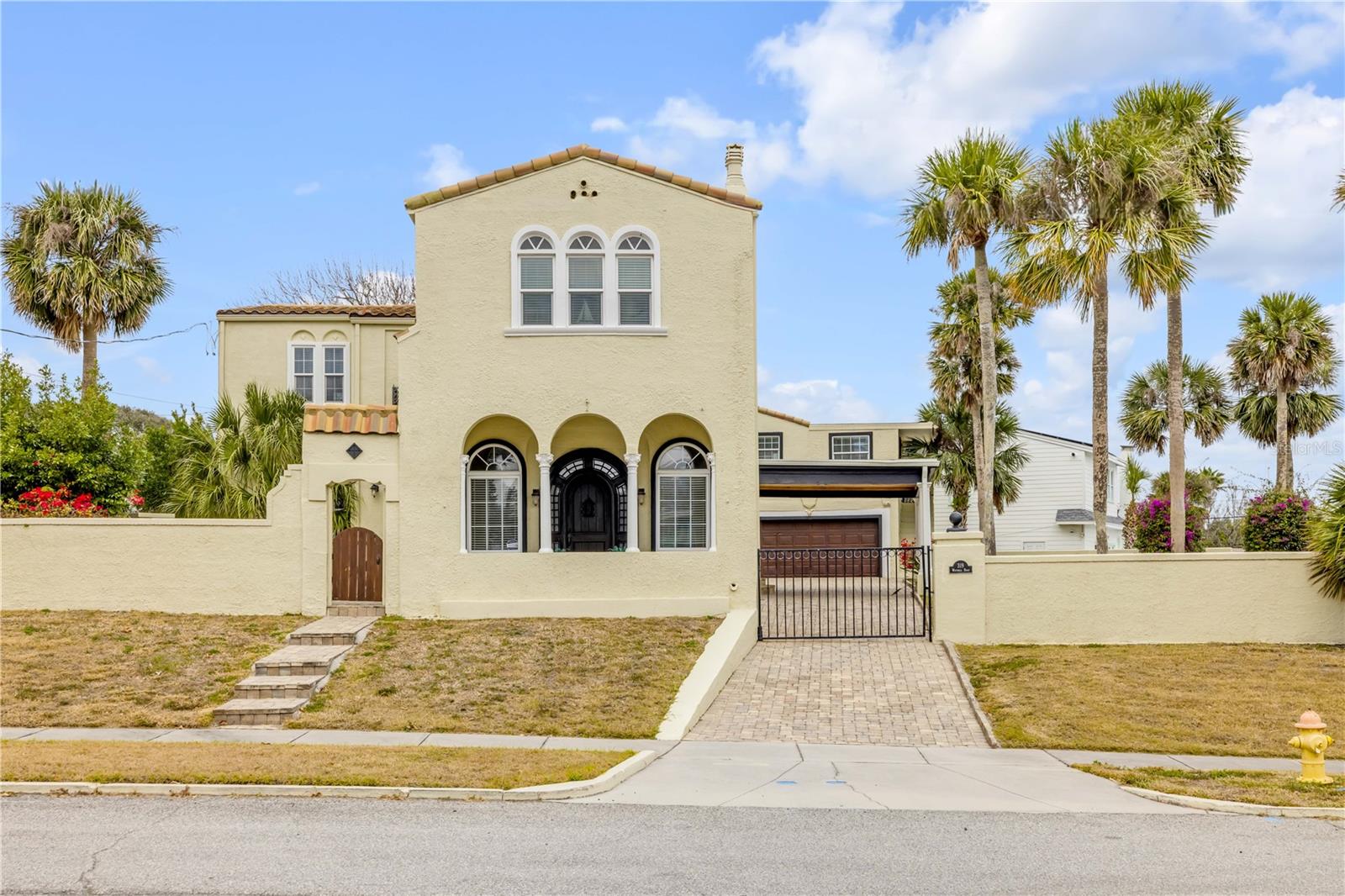 OCEAN DUNES - Residential