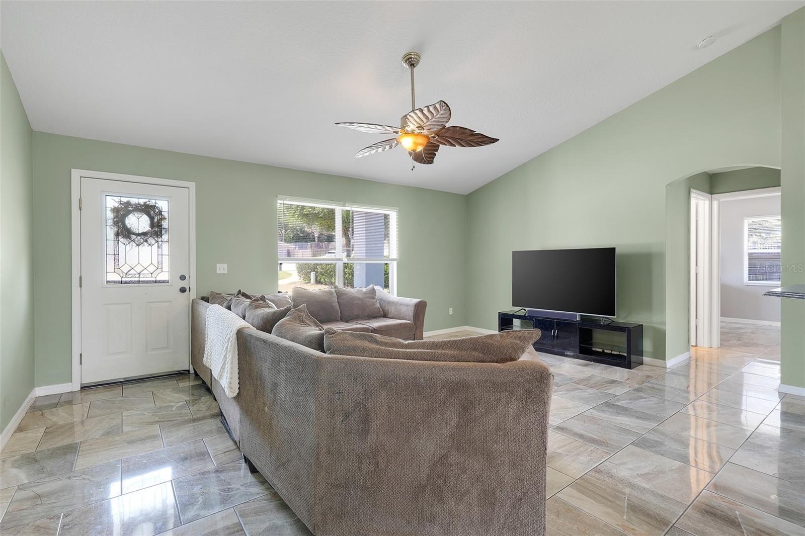 MINNEOLA QUAIL VALLEY PH 03 LT 181 PB - Residential