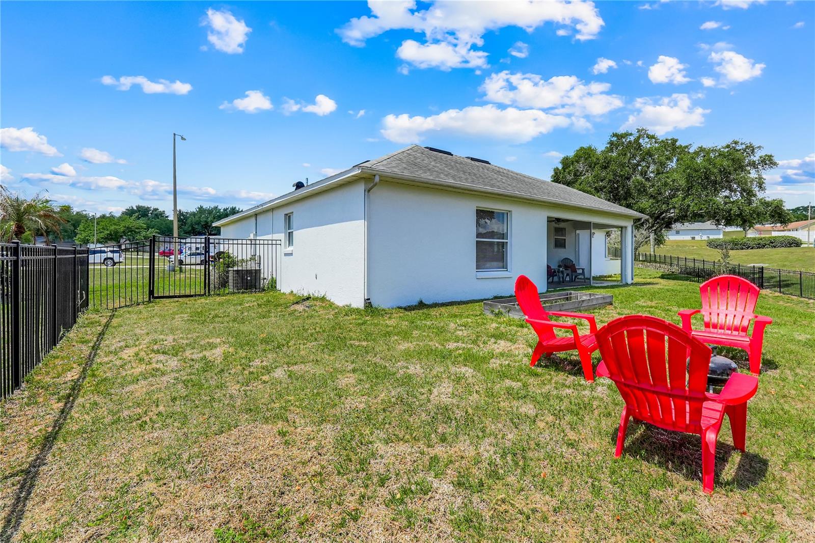 MINNEOLA QUAIL VALLEY PH 03 LT 181 PB - Residential