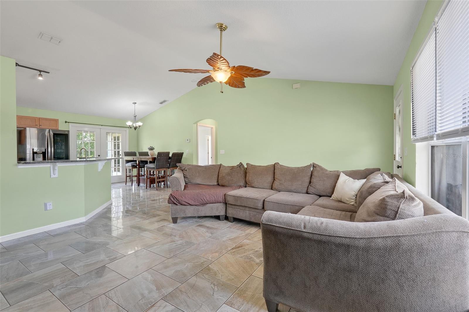MINNEOLA QUAIL VALLEY PH 03 LT 181 PB - Residential