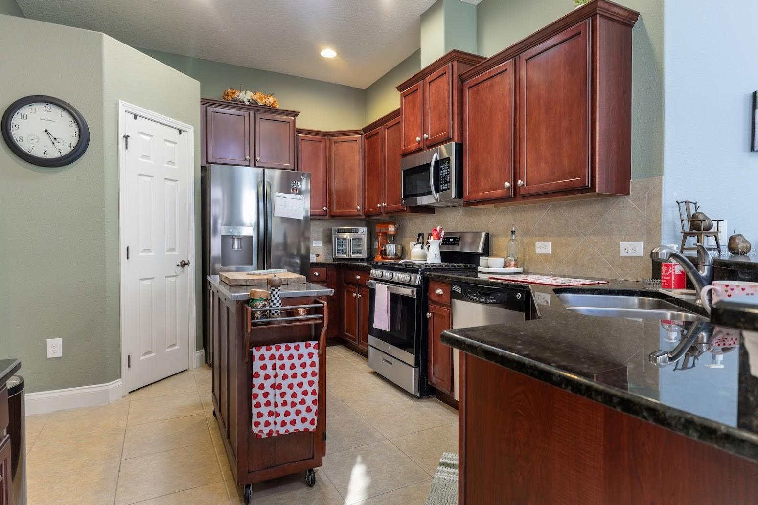 DEVONWOOD RESIDENTIAL - Residential