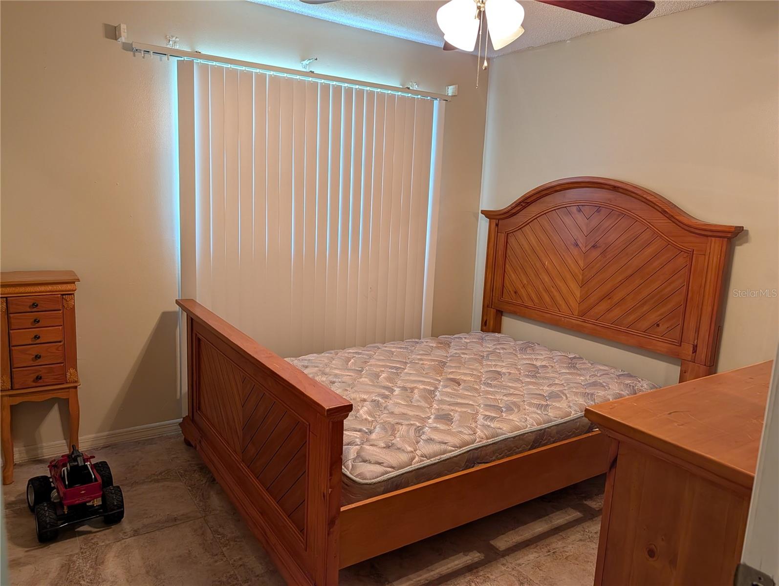 SHADY VILLAS UNIT 02 - Residential